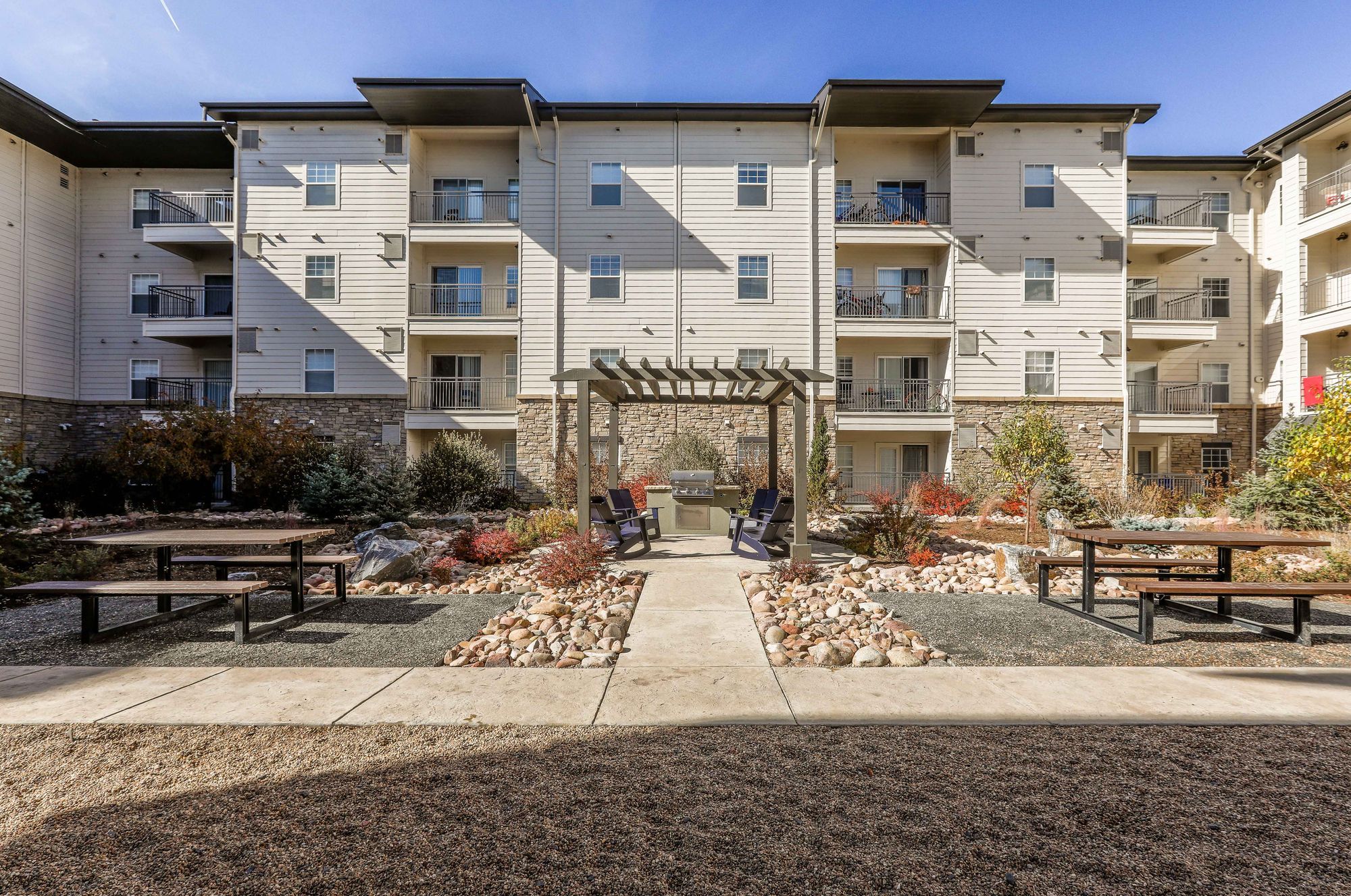 Summit at Flatirons Apartments Image 12