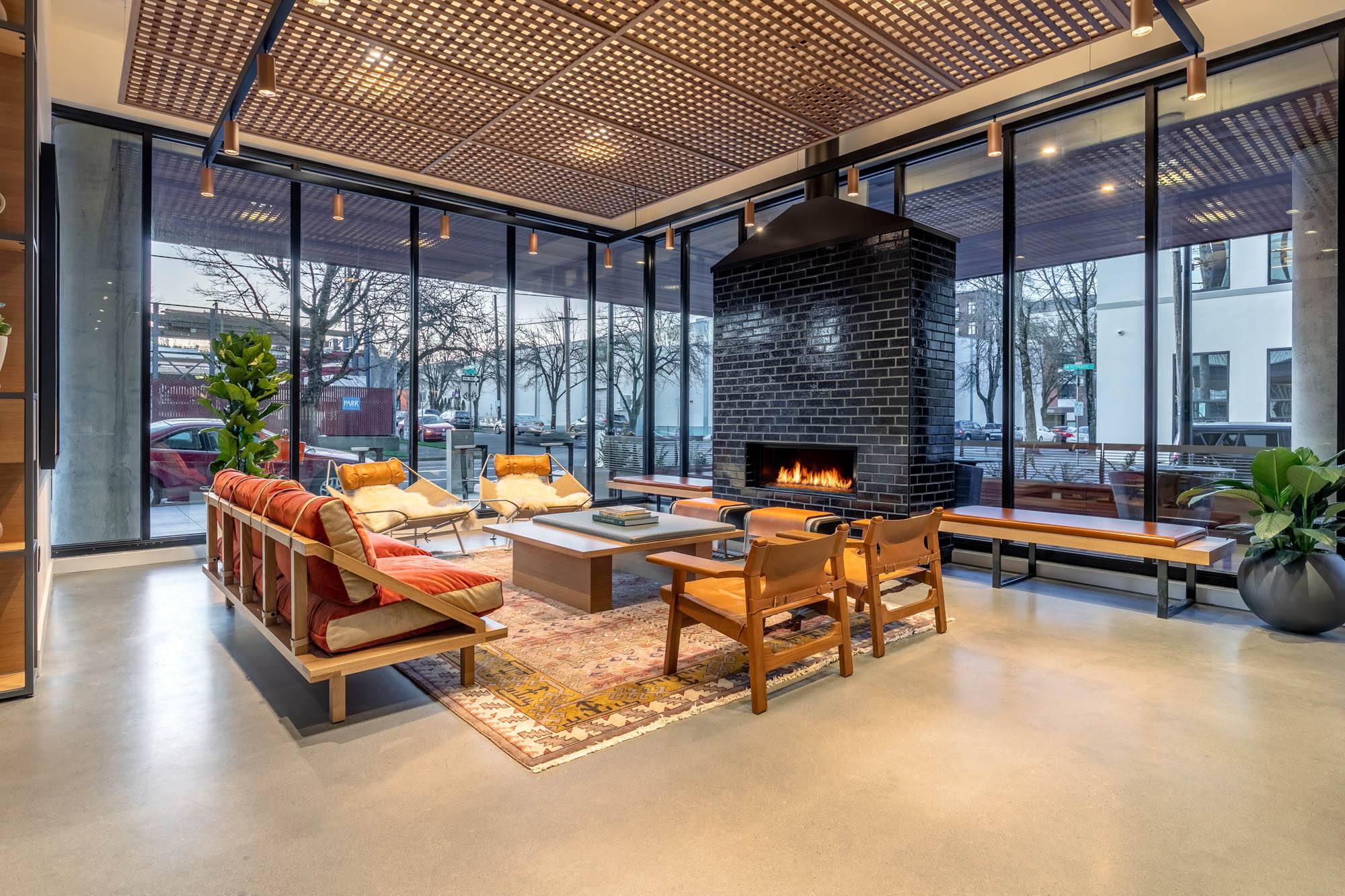 Fireplace Lounge