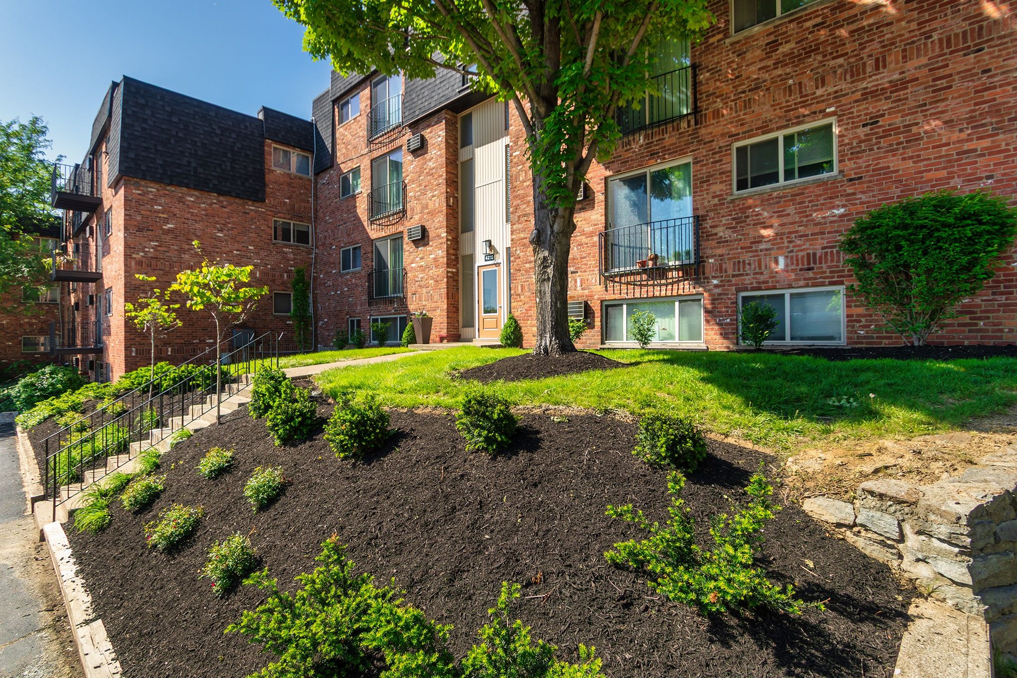 Romaine Court Image 35