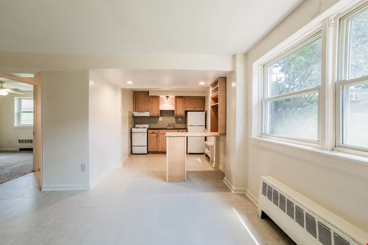 Buckingham Monon Living Image 75