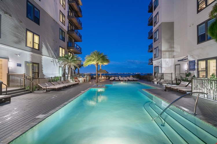 Apartments at Seazen At Rocky Point - Tampa