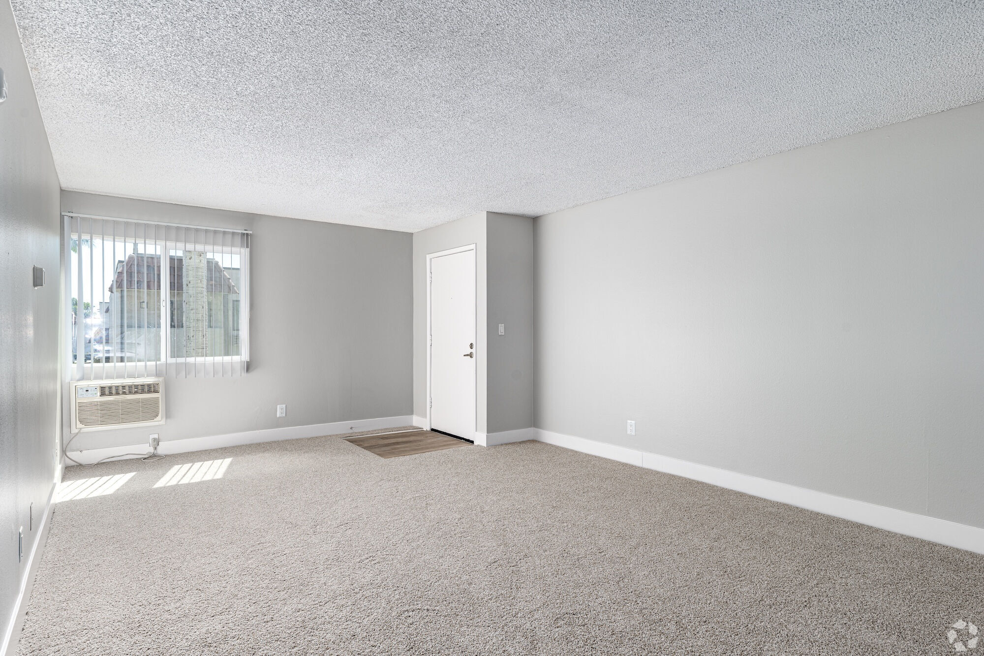 Encasa Norwalk Image 3