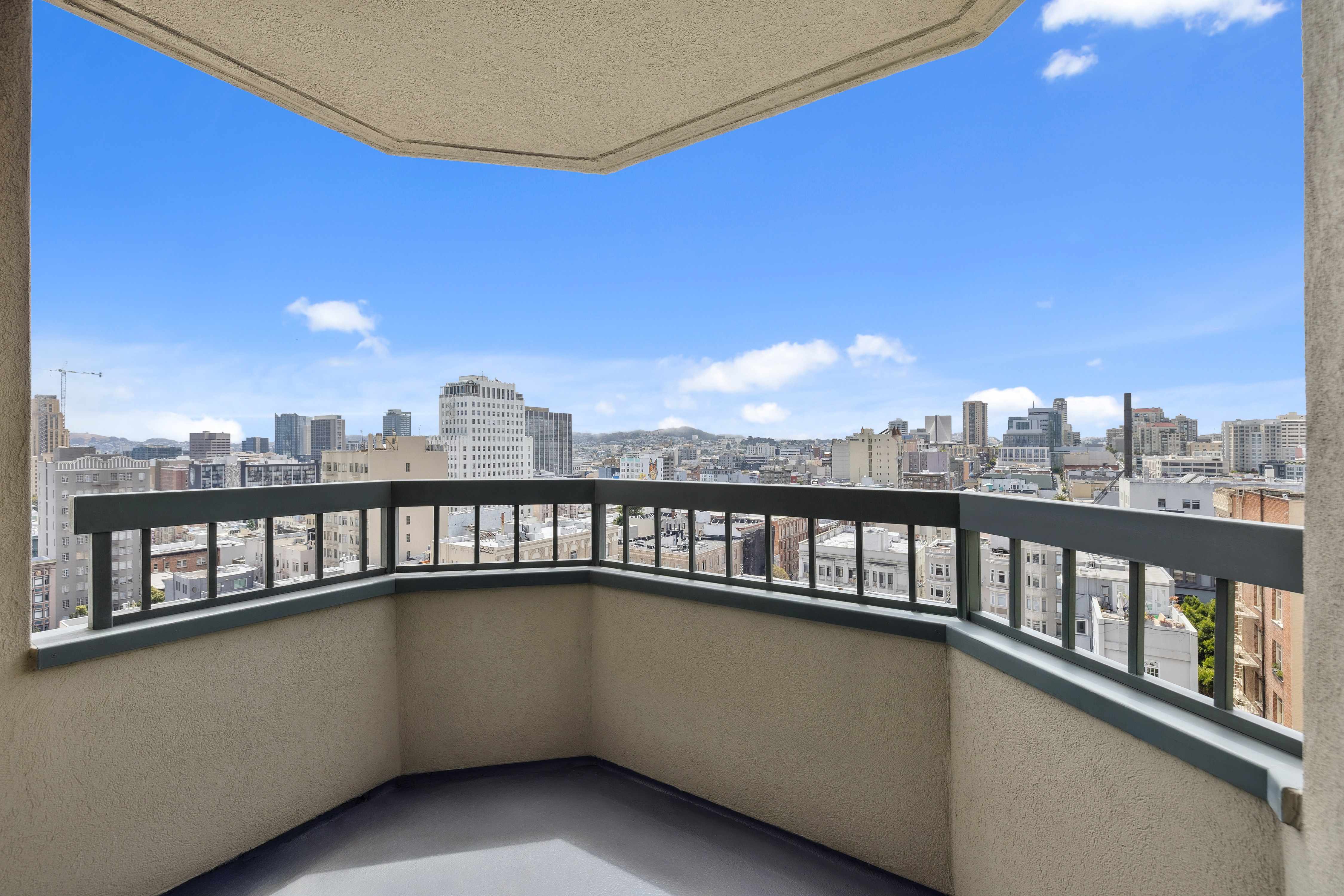 Tower 737 Condominium Rentals Image 12