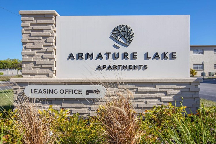 Armature Lake Apartments Image 3