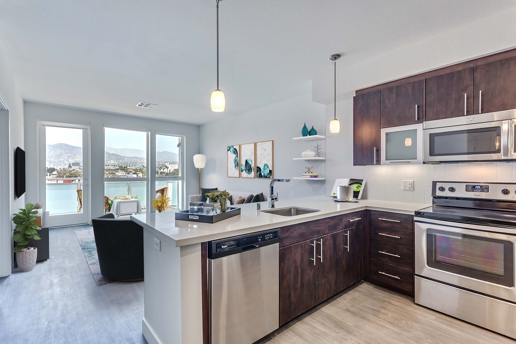 Camden Glendale Image 14