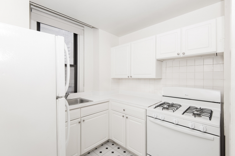 Midtown Apartments Image 3