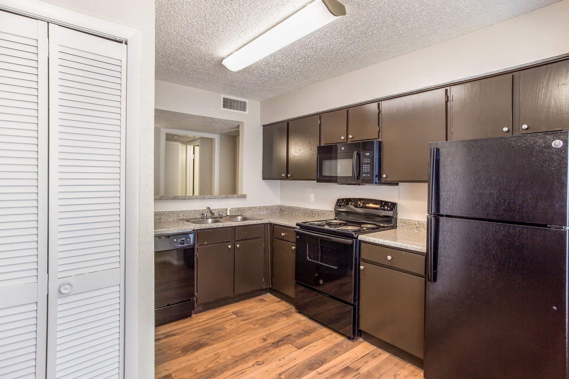 Preston Oaks Image 8