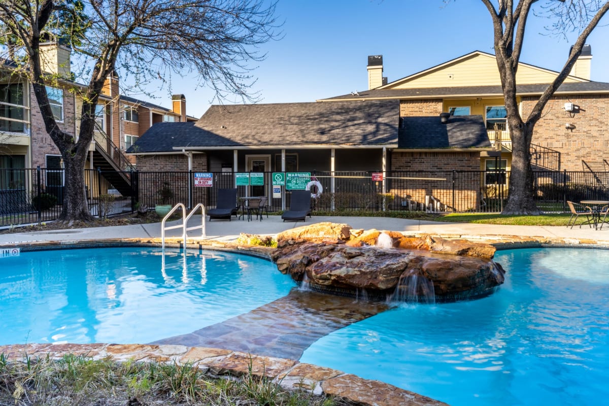 The Life at Grand Oaks Image 1