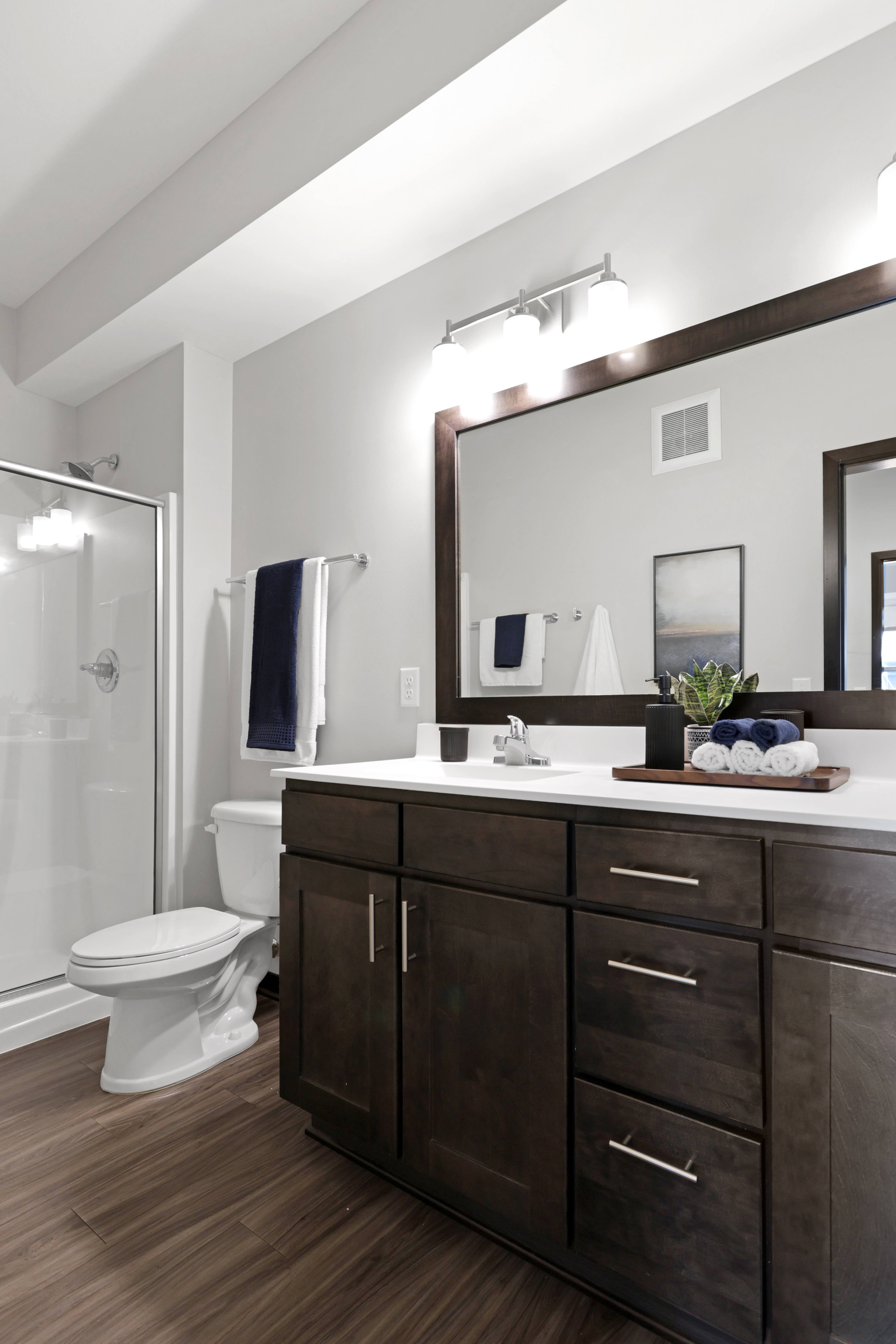 The Shoreham Apartments Image 125