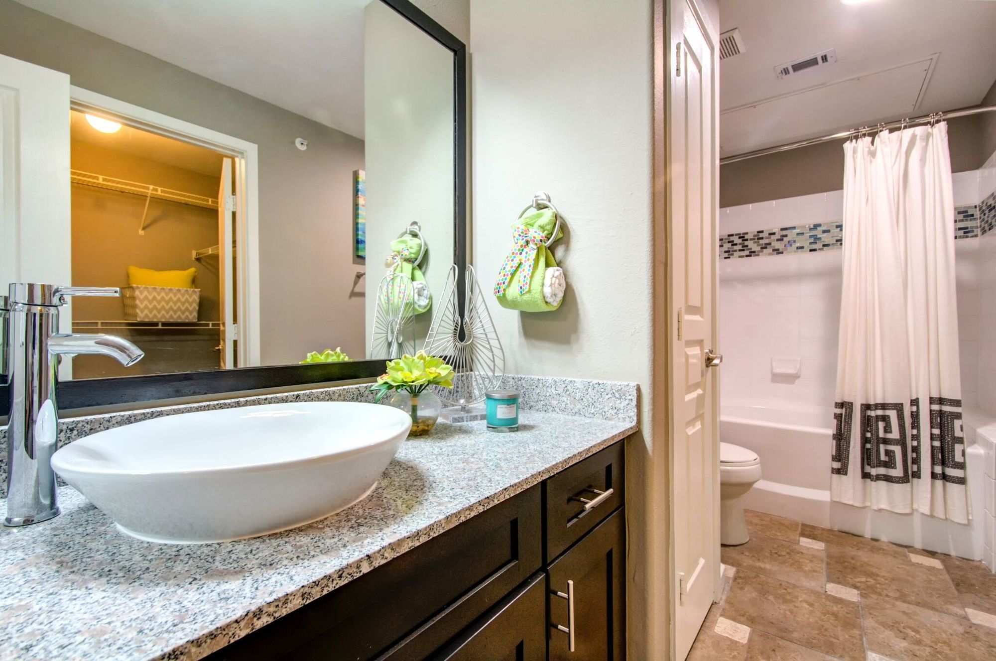 The Niche Apartments Image 15