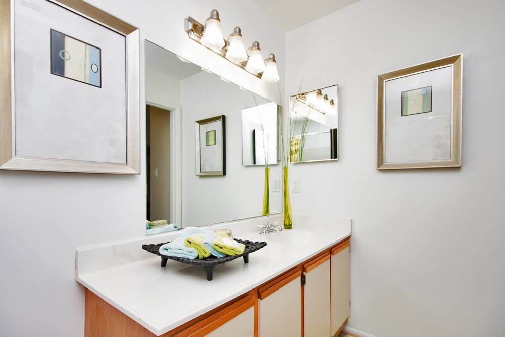 Runaway Bay Apartments Image 10