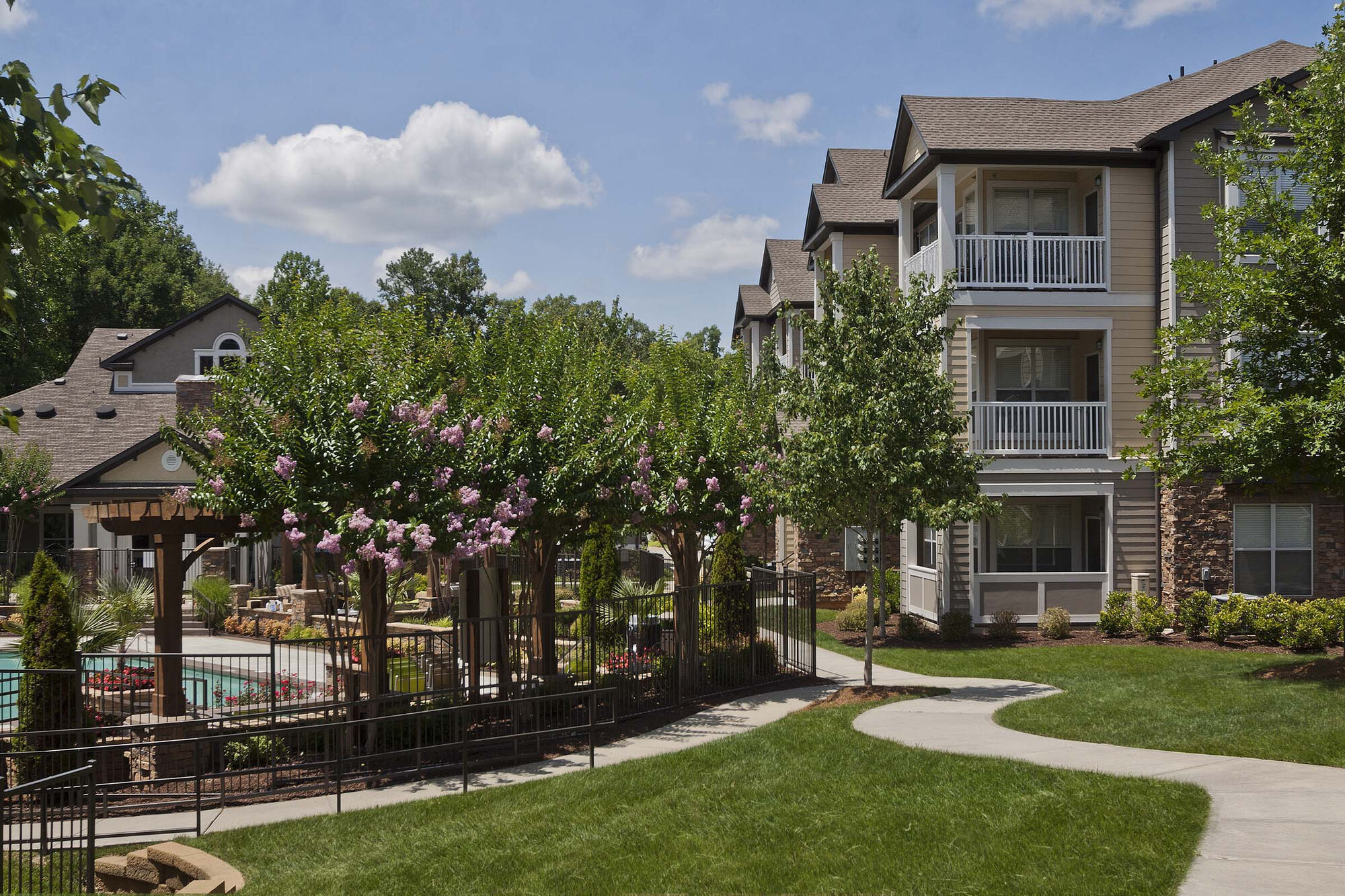 Camden Asbury Village Image 28
