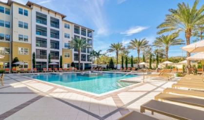 Drake Midtown Image 1