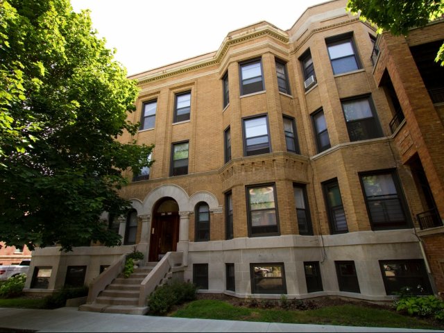 5401-5403 S Woodlawn Avenue Image 1