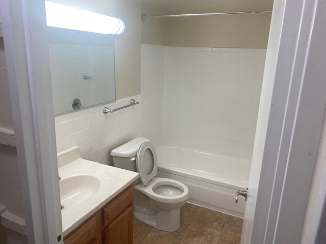 Silver Spring Towers Image 41