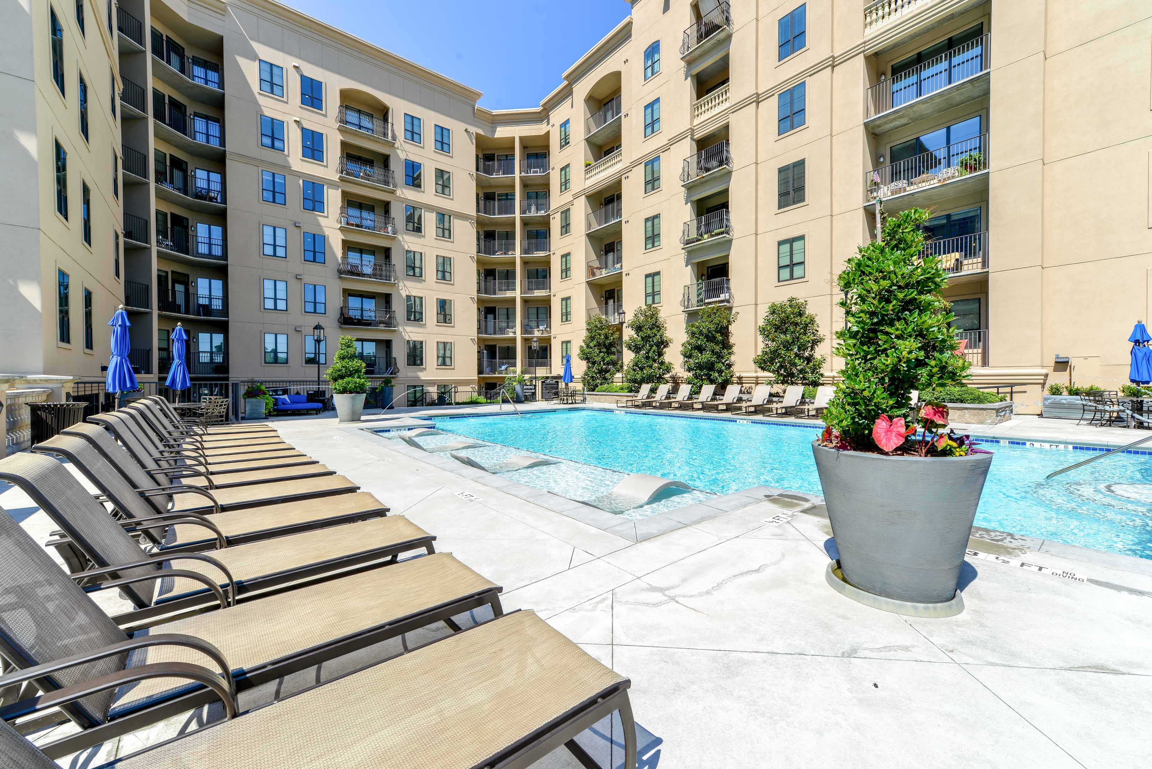 92 West Paces Image 3