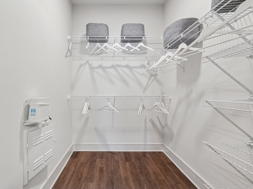 Walk-in closet