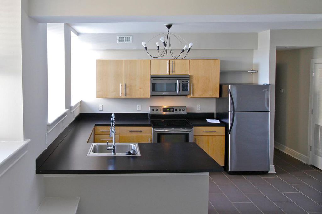 Melrose Apartments Image 4