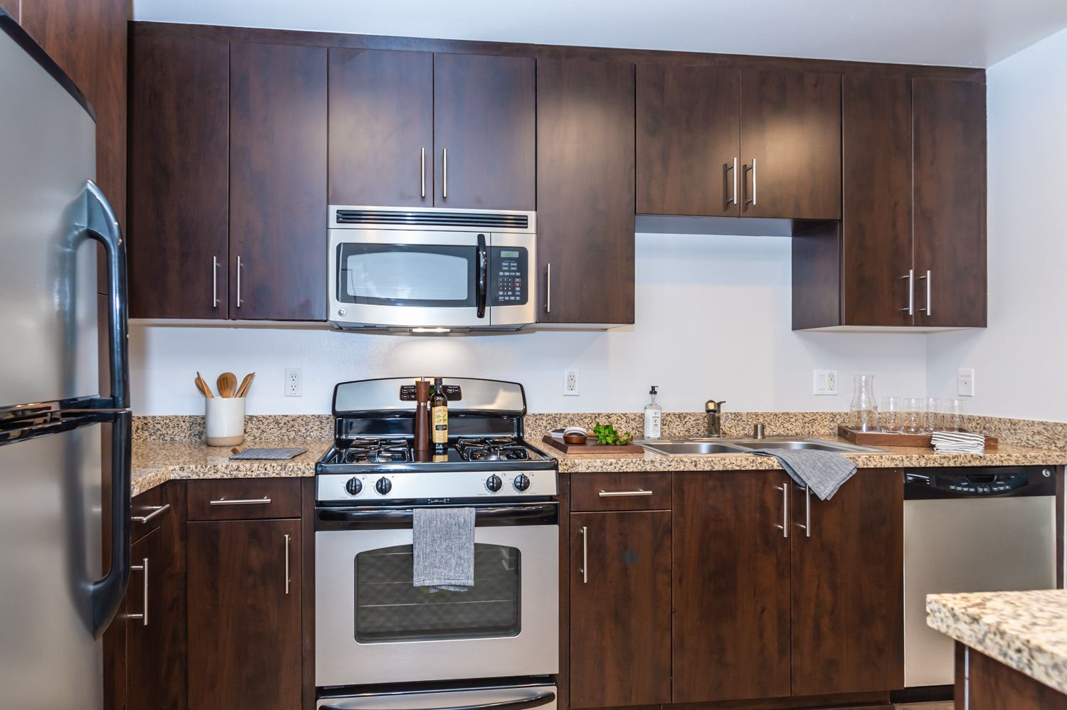 IMT Gallery 421 Image 11