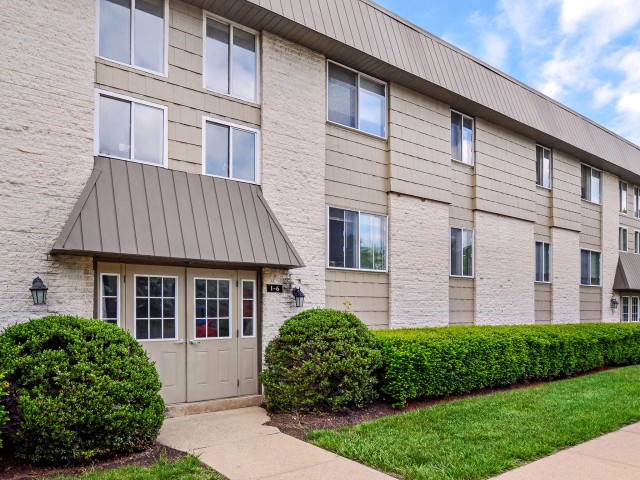 Park Court Apartments Image 2