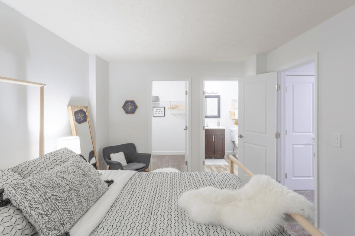 Hilltop Apartments Image 20