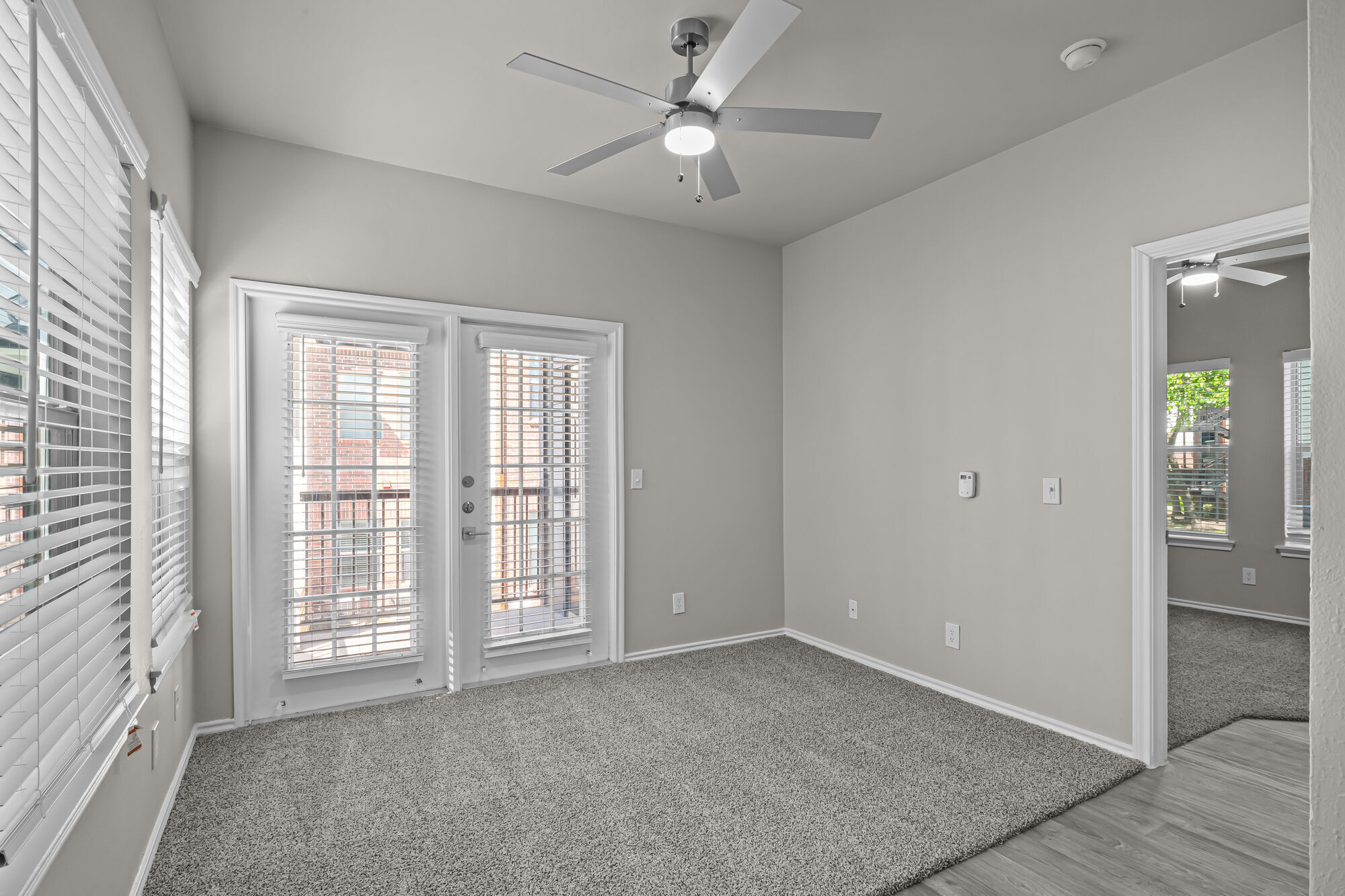 Larkin Apartment Homes Image 16