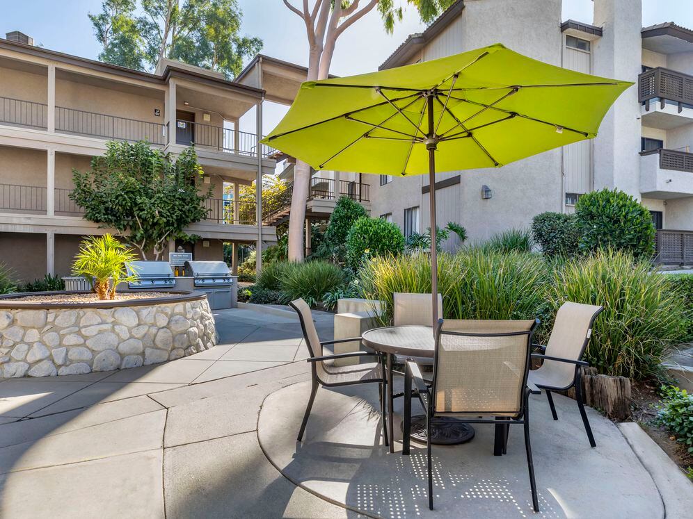 Courtyard with barbecue grills