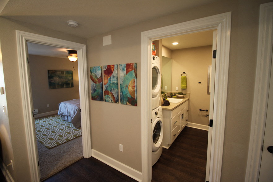 Ramblewood Apartments Image 20