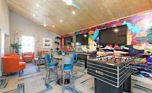 Icon on Central Image 10