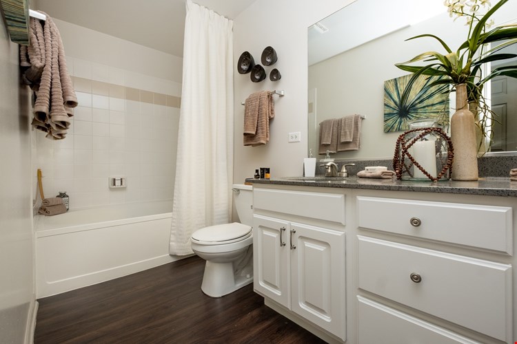 The Aventine at Oakhurst North Apartments Image 16