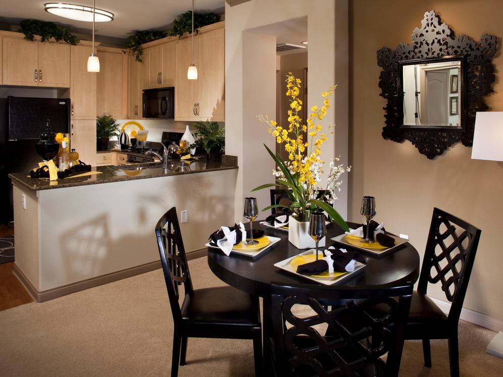 Phase I Classic Package I Kitchen and Dining Room