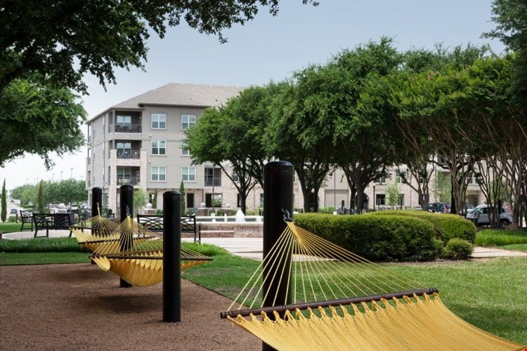 McDermott 55 Image 37