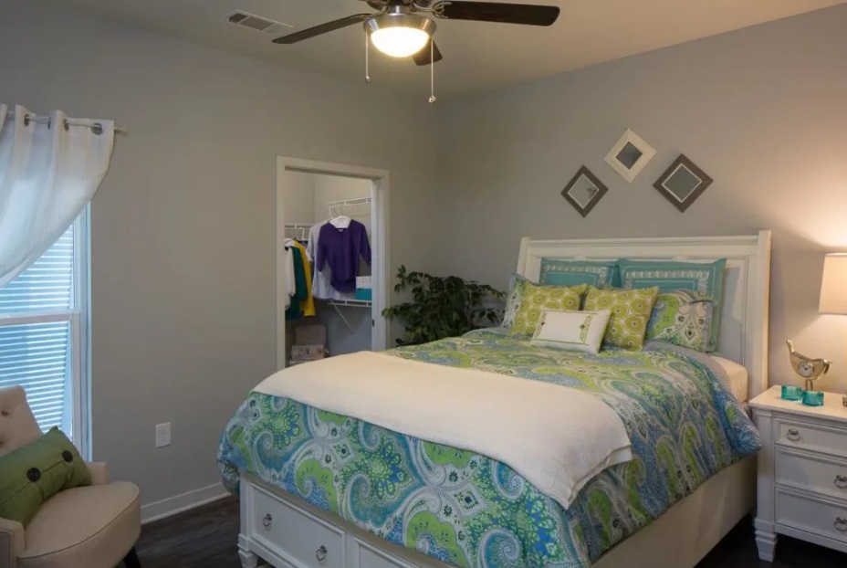 West Woods Haven Image 12