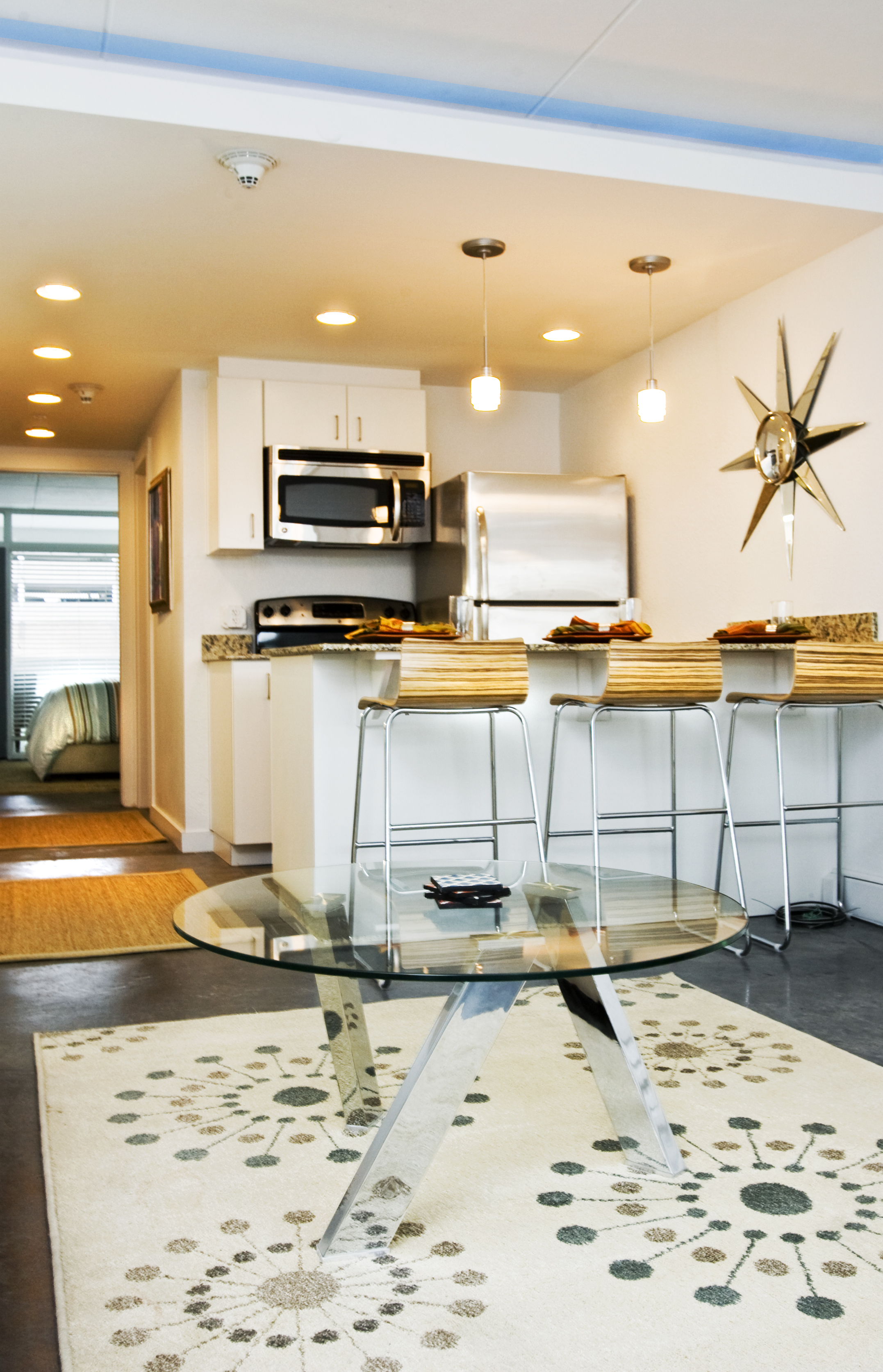 Palms on Main Image 7