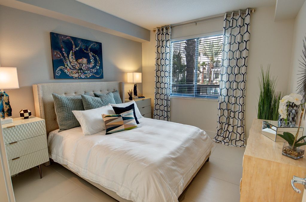 Spacious Bedrooms | 9 ft Ceilings