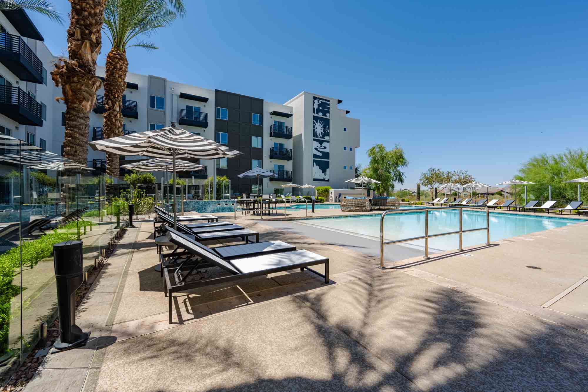 Slate, Scottsdale, AZ, Heated Resort-Style Pool