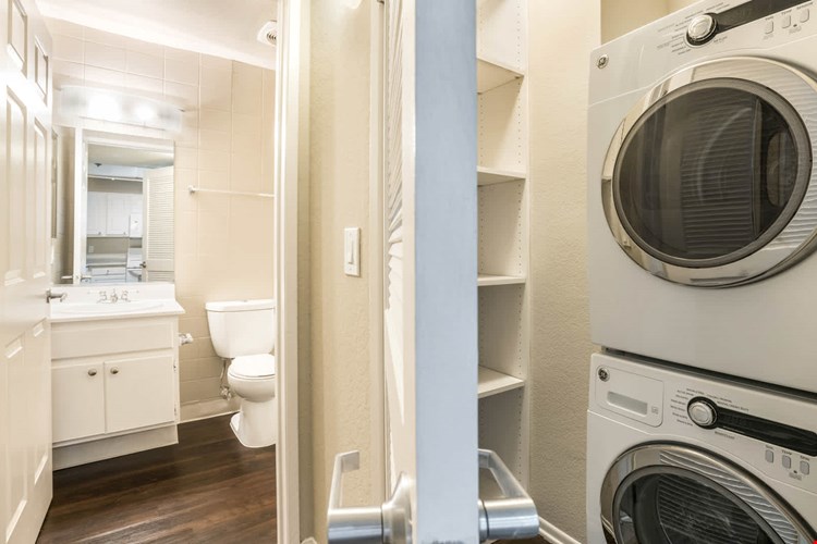 Vantage Hollywood Image 23