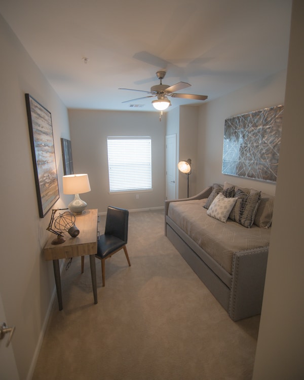 Sansom Pointe Senior Image 10