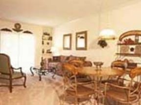 Lakeshore Villas Image 6
