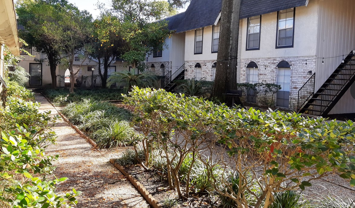 Westview Court Image 1