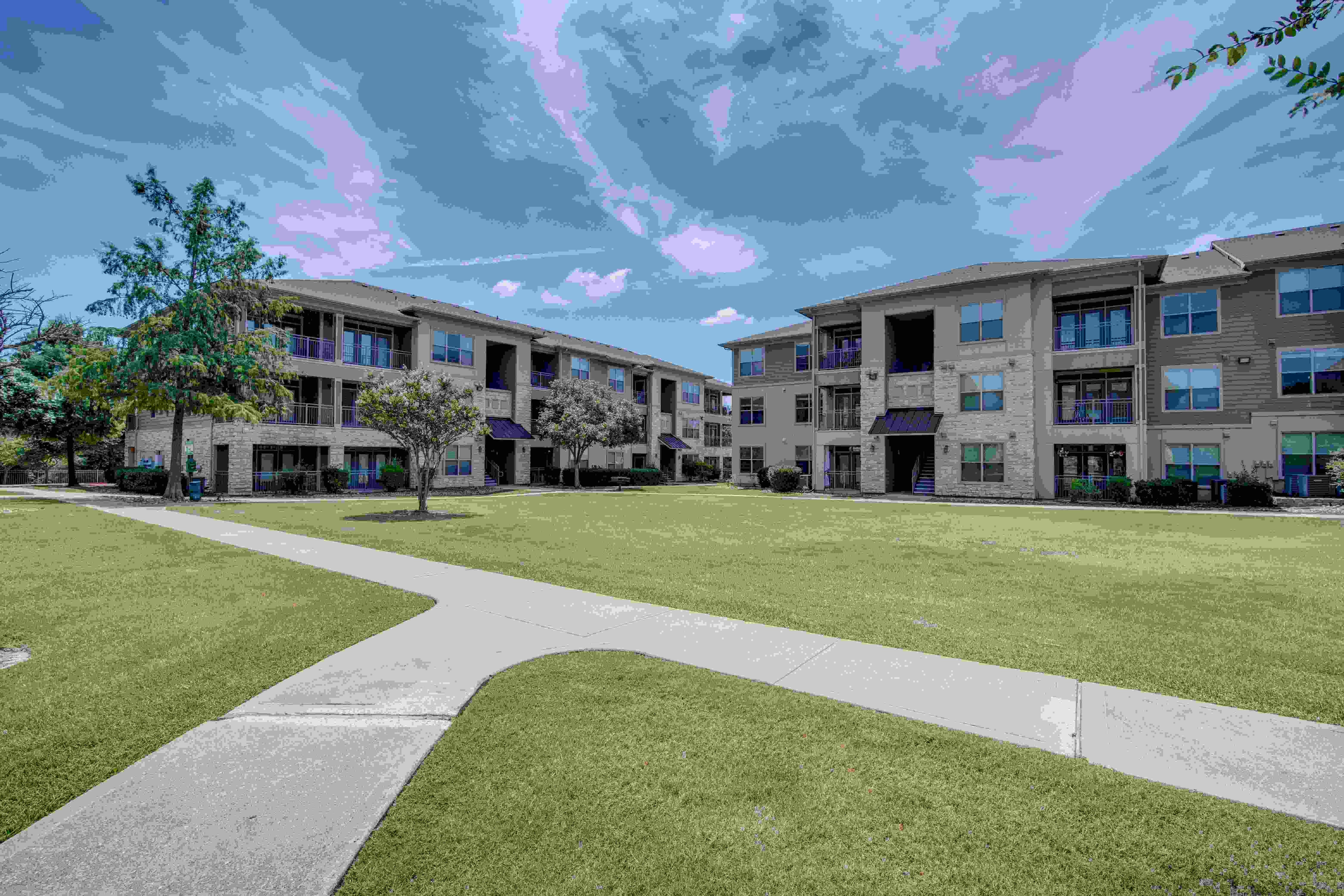 Crescent Pointe Apartments Image 16
