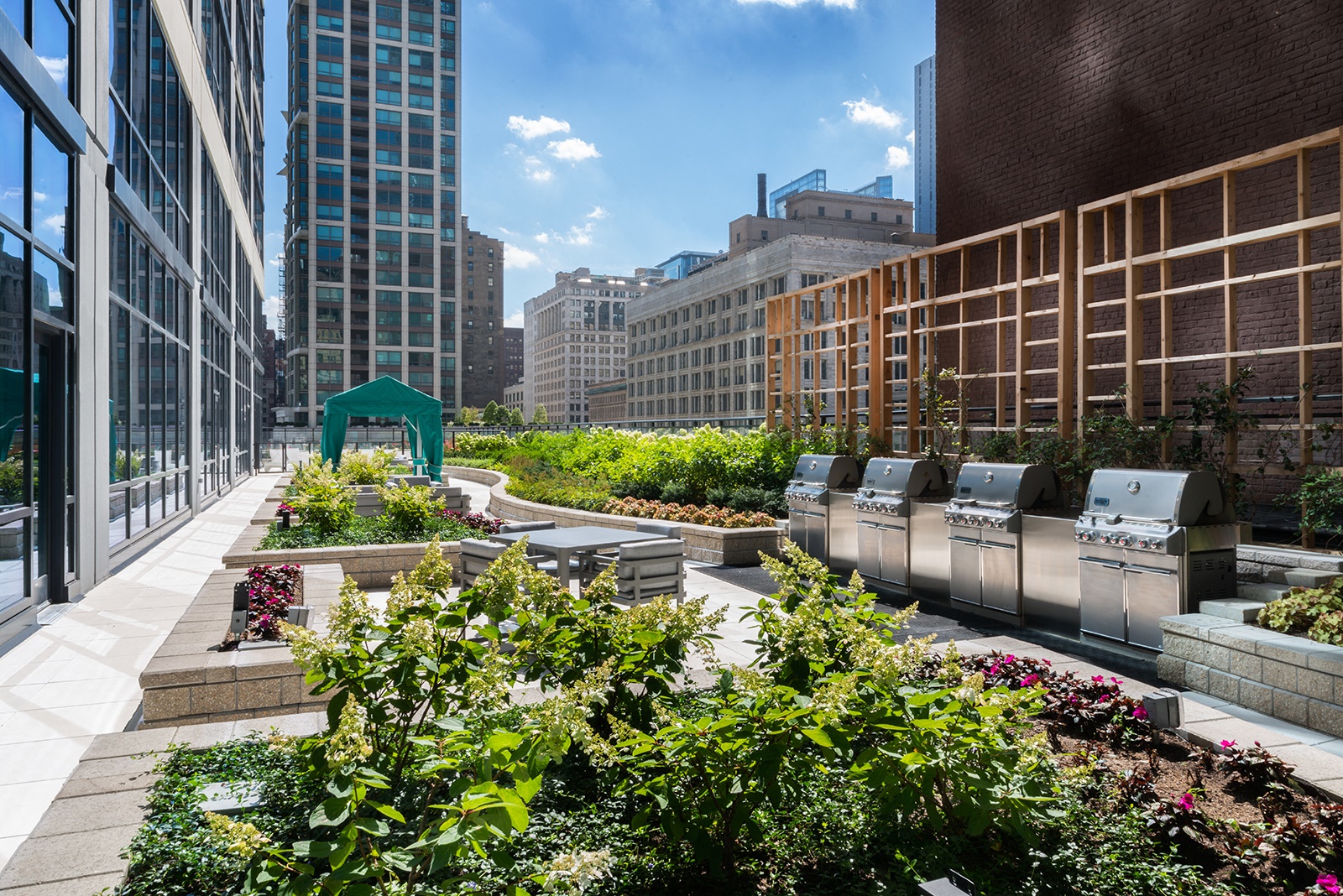 73 East Lake Image 7