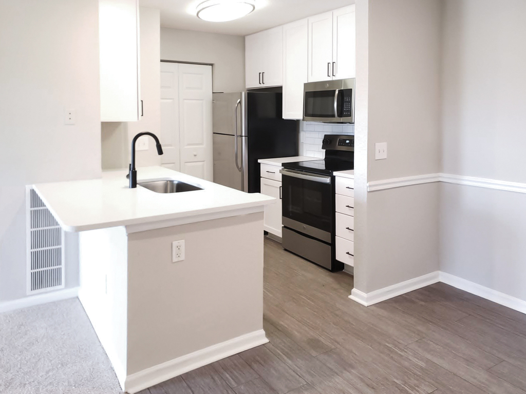 Cypress Grand Image 19