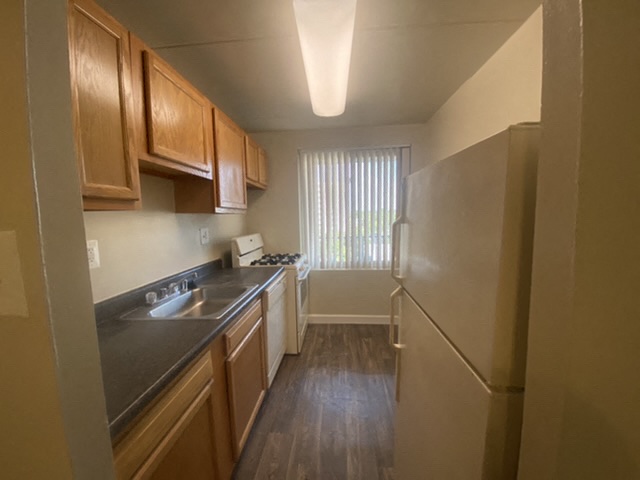 Middletowne & The Dona Image 82