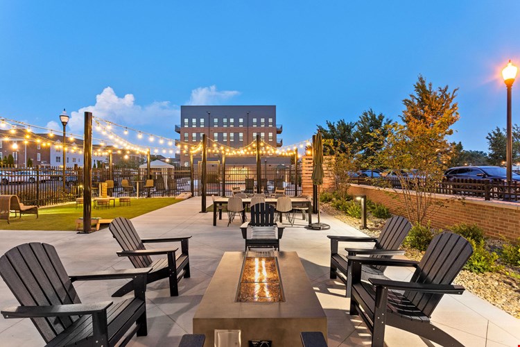 The Otis at Fort Ben Apartments Image 2