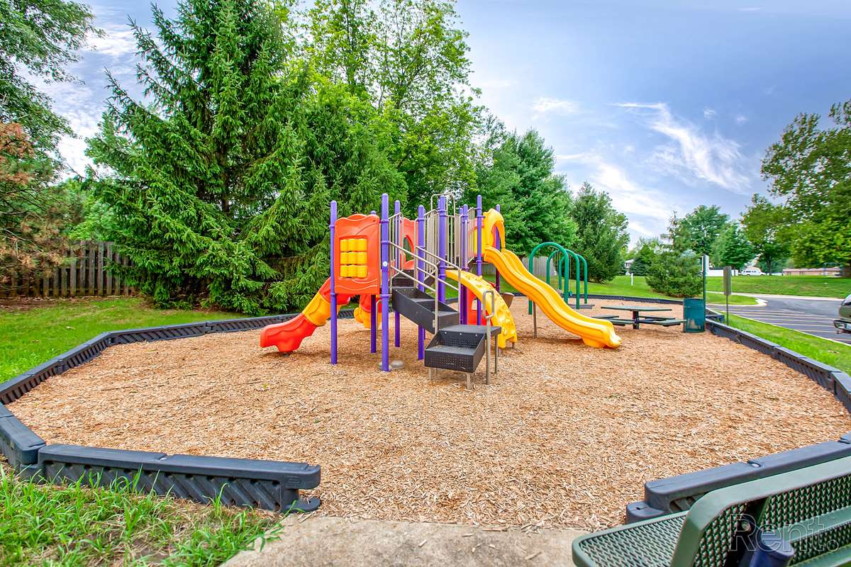 Brainard Landings Image 8