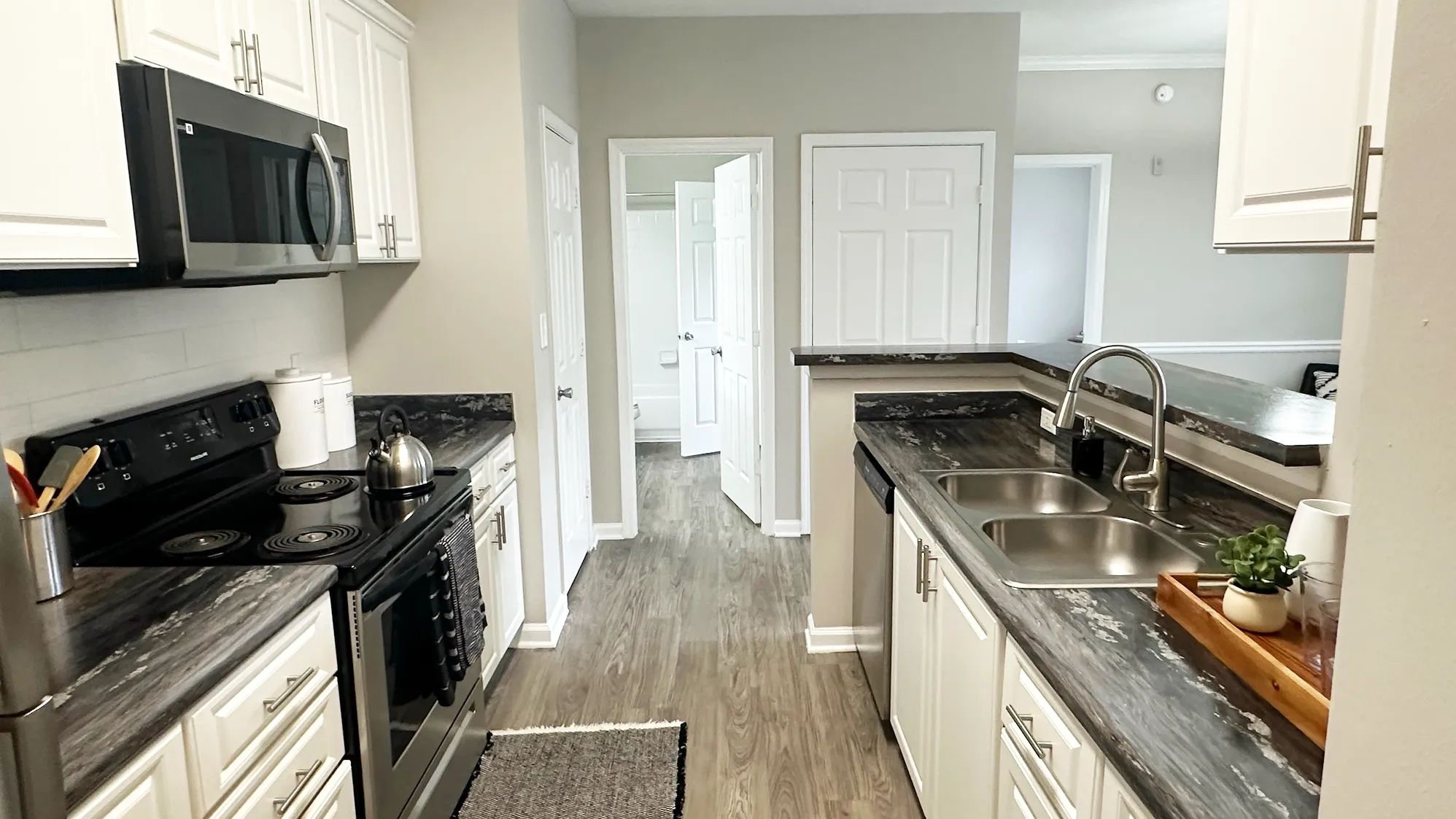 The Everlee Image 53