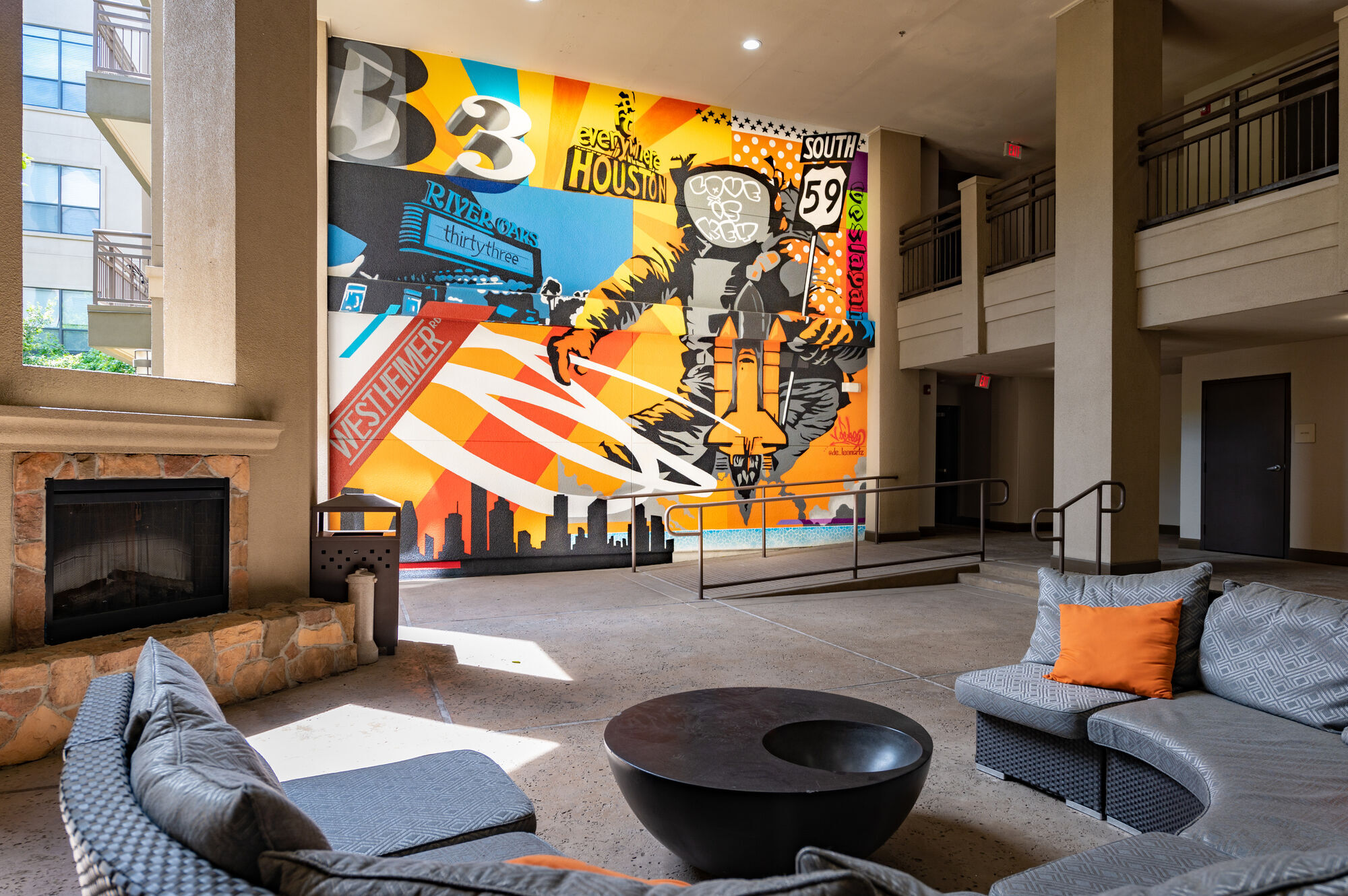 33ThirtyThree Image 23