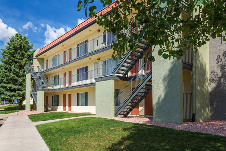 Altamira Apartments Image 9