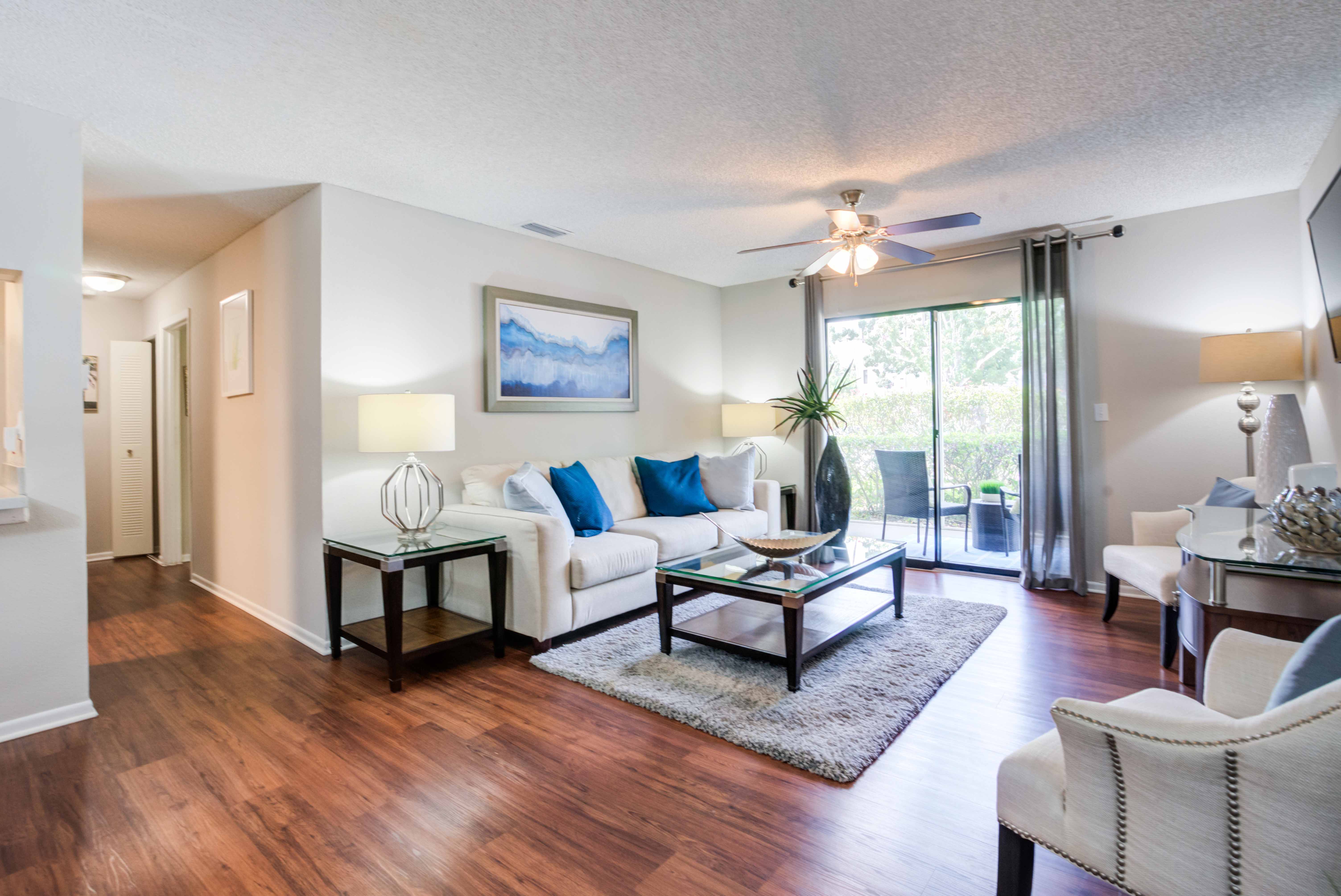 Coral Club Apartment Homes Image 6